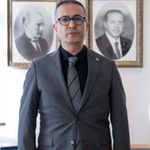 Yunus Emre Enstitüsü'nde neler oluyor? Başkanın görev süresi dolmadan ayrılması dikkat çekti
