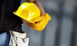 Kamu işçilerinin tediye hesabında izinli oldukları dönemden dolayı kesinti yapılabilir mi?