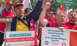 Erlau Metal fabrikasından tazminatsız işten çıkarmalar Alman Başkonsolosluğu önünde protesto edildi