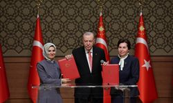 Cumhurbaşkanı Erdoğan’ın hakarete varan sözlerini hiç kimse üzerine almadı