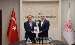 Memur-Sen dayanışma aidatında ısrarlı