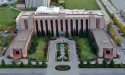 Diyanet İşleri Başkanının çaycısının maaşını Diyanet Vakfı ödüyor