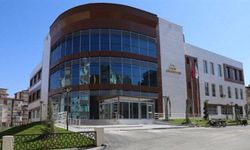 Damadını, bacanağını ve kayınbiraderini müdür yaptı!