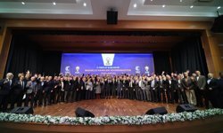 Memur olduğunu unutan Bakan Yardımcısını kimse tutamıyor