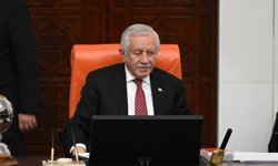 Sosyal medyaya yaş sınırlaması ile doğum iznini artıran düzenlemeler kanunlaştı