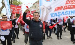 Sağlık işçilerinden tarihi çağrı: "Güçlü aile, güçlü emekçiyle mümkün!"