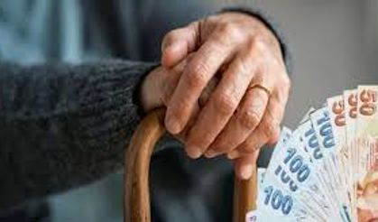 Emeklilik sistemi değişiyor mu? Uzmanından yanıt