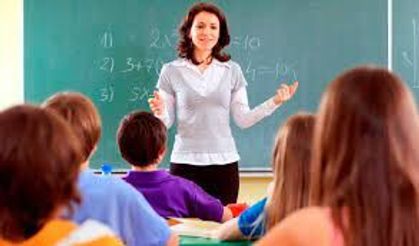 MHP’den mülakat mağduru öğretmenler için kanun teklifi