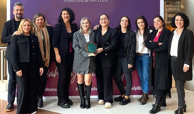 Allianz Türkiye’nin “Bir Kız Gelecek” Programına ödül