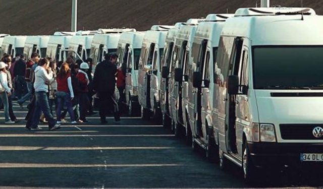 Kamu servis araçlarına yeni düzenleme: Çocuklarda taşınabilecek...
