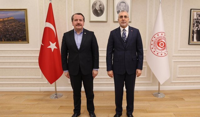 Memur-Sen'den kamu personeli için 7 talep!