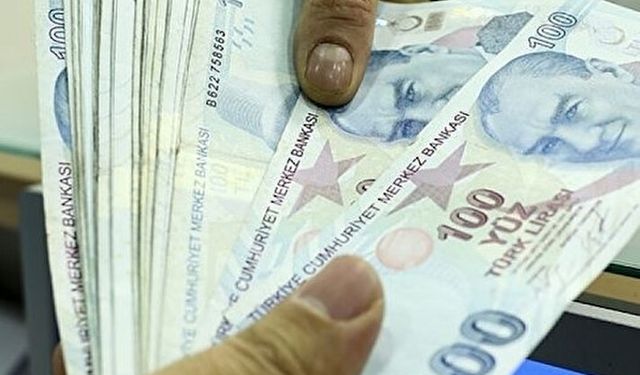 Temmuzda SSK ve Bağ-Kur emeklilerinin en düşük emekli aylığı sabit kalırken memur emeklilerininki artacak