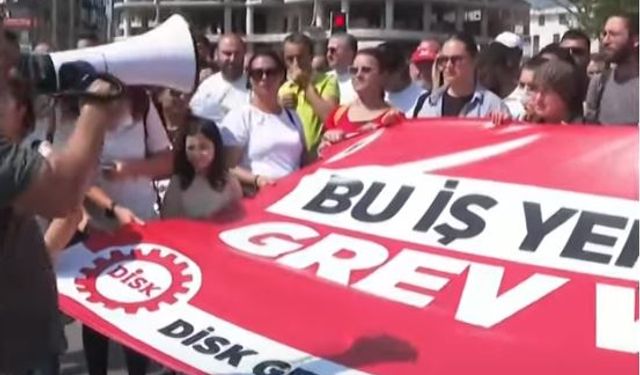 Yüzde 30 zammı beğenmeyen sendika yüzde 0 zamma imza atmış