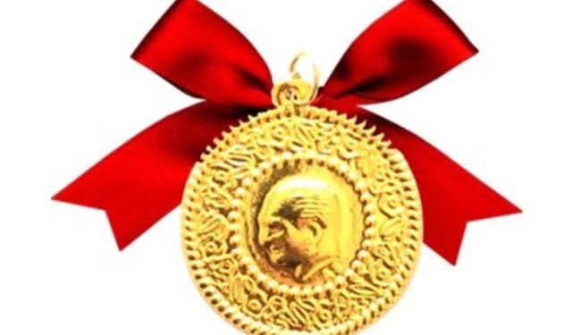 Belediye başkanlarının düğün takılarıyla başı dertte