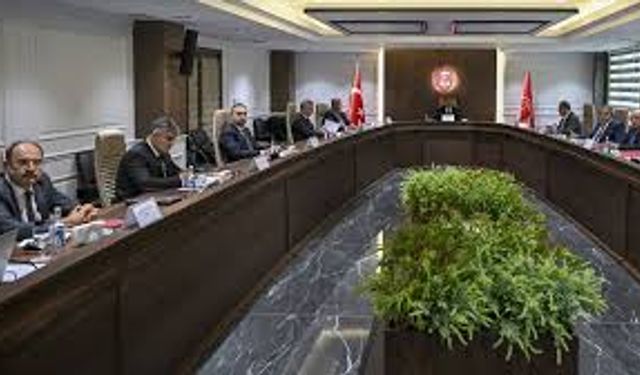 Milyonlarca memur ve emekliyi ilgilendiren Kamu Görevlileri Hakem Kurulu Kararı Resmi Gazete'de yayımlandı
