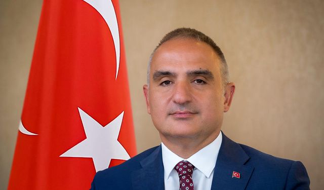Kültür ve Turizm Bakanı da Özel Kalem Müdürü için aynı fedakarlığı yapmış