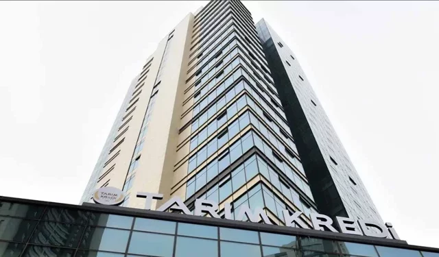 Tarım Kredinin aylık 1.5 milyon maaş alan patronu için deniz bitti