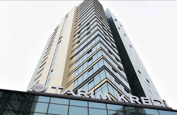 Tarım Kredinin aylık 1.5 milyon maaş alan patronu için deniz bitti