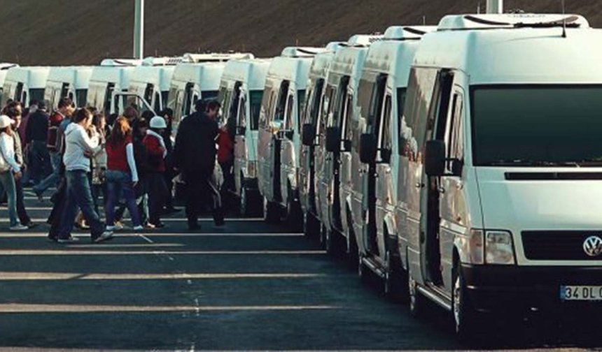 Kamu servis araçlarına yeni düzenleme: Çocuklarda taşınabilecek...