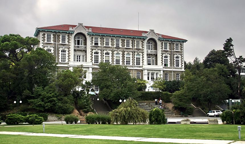 İki üniversite 101 sözleşmeli personel alacak!