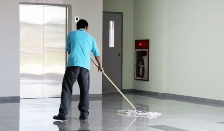 Temizlik personeli 135 bin TL maaş alıyor mu?