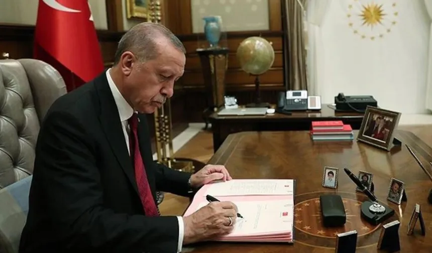 Çok sayıda bakanlıkta atama ve görevden alma kararnamesi yayımlandı
