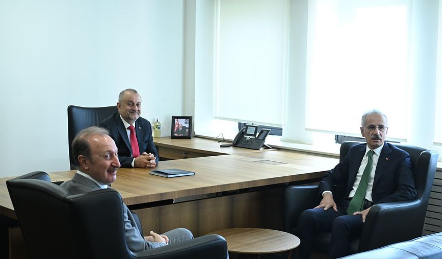 Bakan Uraloğlu yaptığı paylaşımdaki protokol hatasının farkında değil