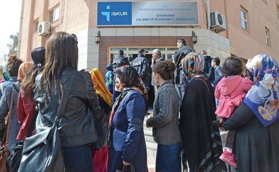 İş arayanlar kamu işçi alımlarına nasıl başvuru yapabilir?