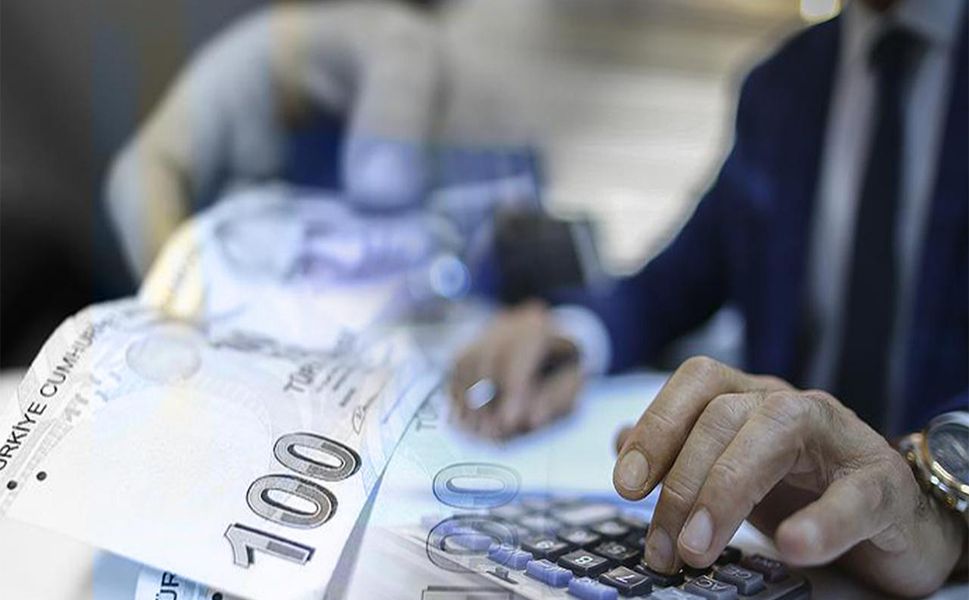 Zarar eden kuruluşlarda üst düzey yöneticilere rekor maaş!