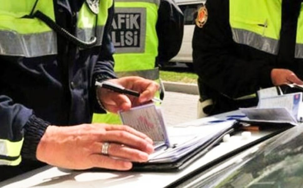 Trafikte yeni kural: Resmi Gazete'de yayımlandı...