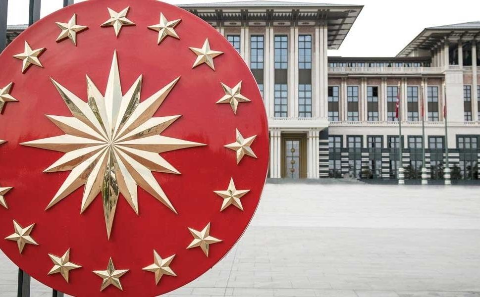 'Sendikalardaki 'baba-oğul saltanatı' için DDK harekete geçmeli'