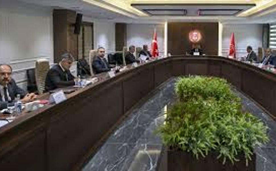 Milyonlarca memur ve emekliyi ilgilendiren Kamu Görevlileri Hakem Kurulu Kararı Resmi Gazete'de yayımlandı