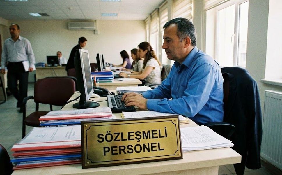 Sözleşmeli personel ile ilgili yapılan değişiklik ne anlama geliyor?