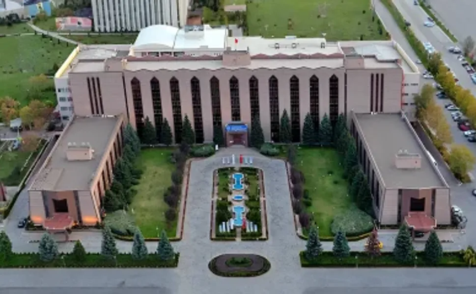 Diyanet İşleri Başkanının çaycısının maaşını Diyanet Vakfı ödüyor