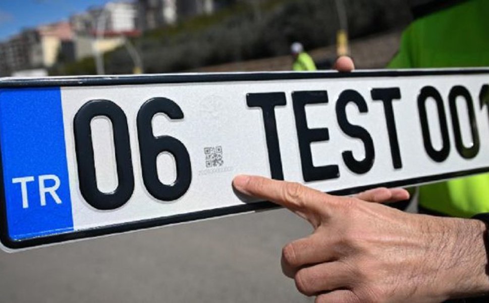 Yönetmelik değişti: Hatalı plakalar ücretsiz değişecek