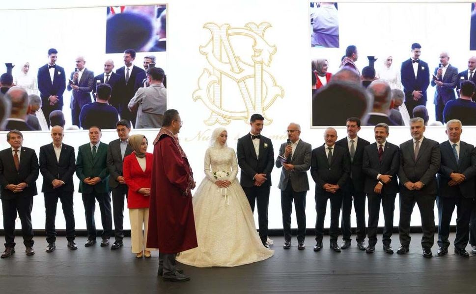 HAK-İŞ Genel Başkan Yardımcısı Devlet Sert’in mutlu günü! Kızı Nusra evlendi