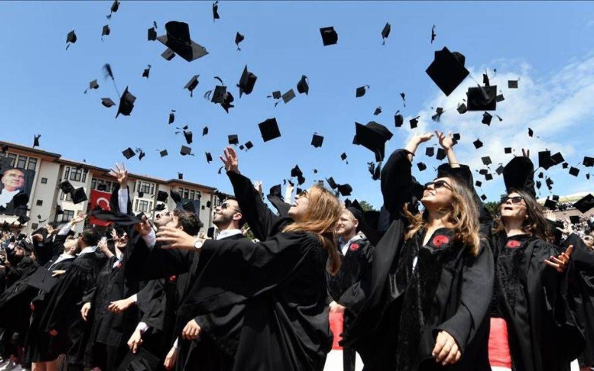 Üniversitelere 'Yaşam Becerileri' dersi geliyor!